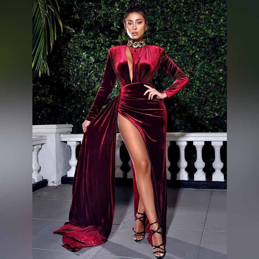 Miss Circle Velvet Gown Prom Cocktail Gala Royal Burgundy